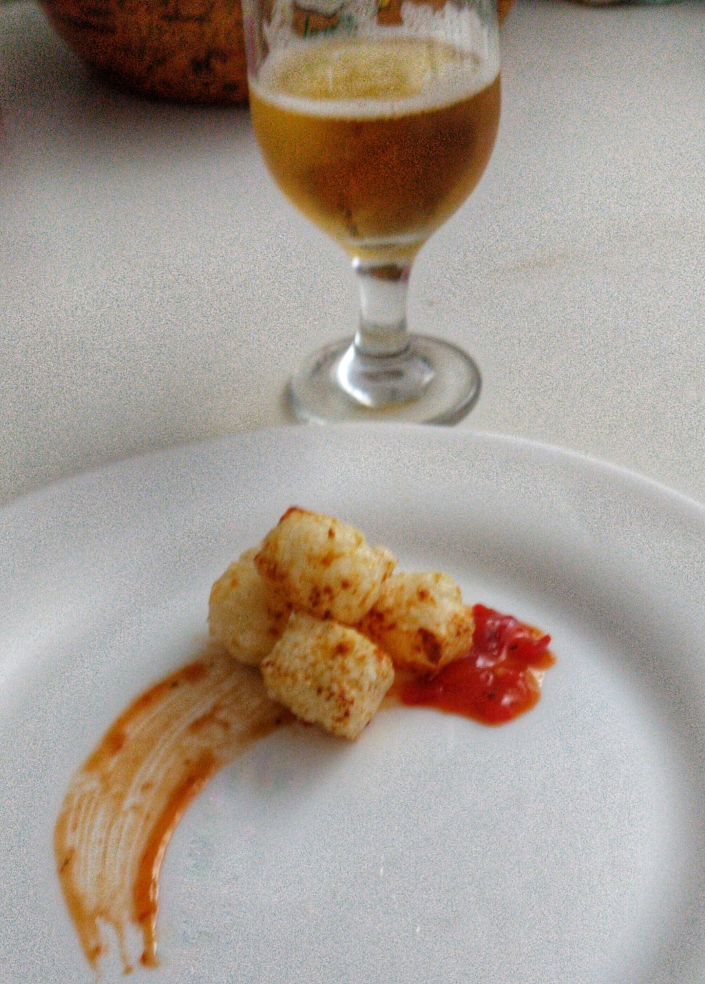 Receita da semana: Dadinho de tapioca com molho de pimenta&nbsp;🍽️👩‍🍳