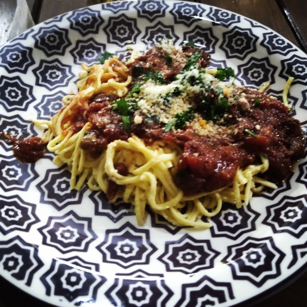 Macarrão a putanesca – Macarrão das Vadias&nbsp;🍝